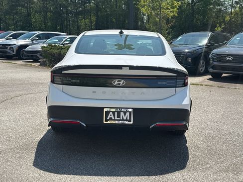 New 2025 Hyundai Sonata SE image 6
