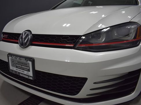 Used 2017 Volkswagen GTI Sport image 11