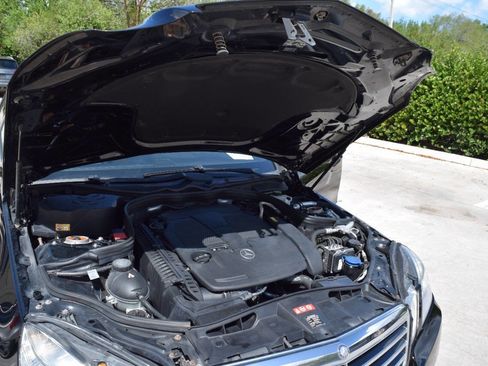 Used 2013 Mercedes-Benz E 350 Sedan image 39