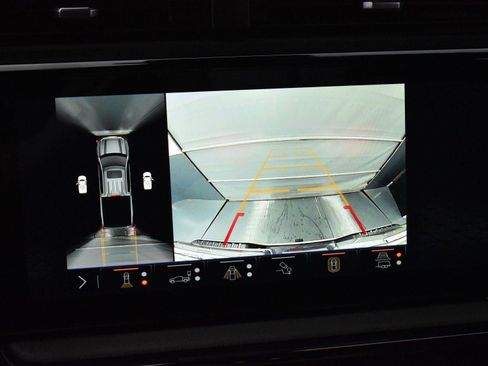 Used 2024 GMC Sierra 1500 AT4 w/ AT4 Preferred Package image 22