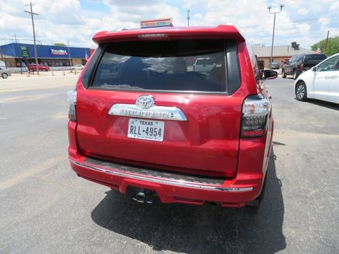 Used 2022 Toyota 4Runner Limited AWD/4WD image 6