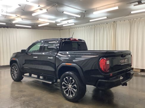 Used 2024 GMC Canyon Denali AWD/4WD image 9