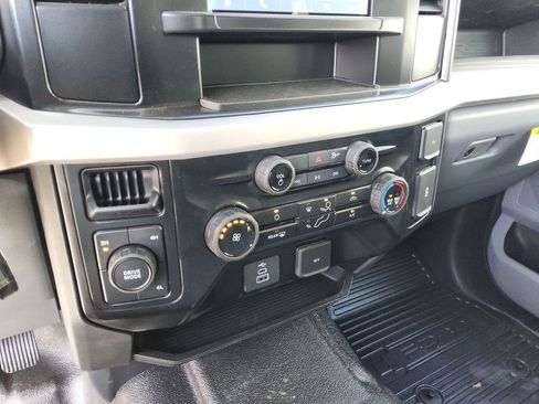 New 2025 Ford F450 XL w/ XL Chrome Package image 12