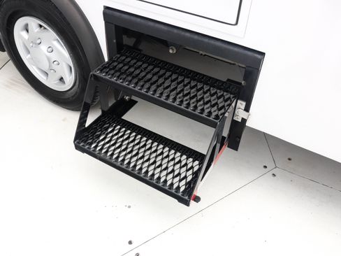 Used 2023 Ford E-350 and Econoline 350 Super Duty w/ Power Windows & Locks Group RWD image 14