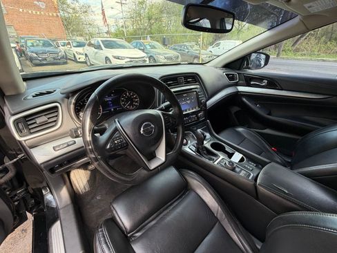 Used 2017 Nissan Maxima 3.5 SV FWD image 21