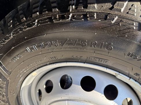 Used 2025 RAM ProMaster 2500 w/ Convenience Group image 28