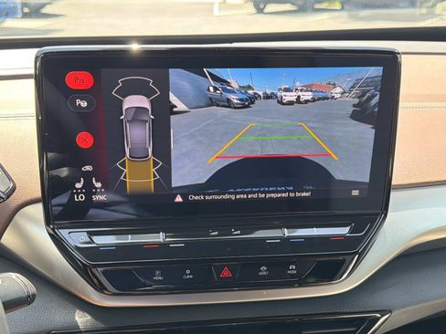 Certified 2023 Volkswagen ID.4 Pro RWD image 24