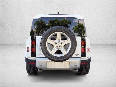 Used 2020 Land Rover Defender 110 SE AWD/4WD image 6