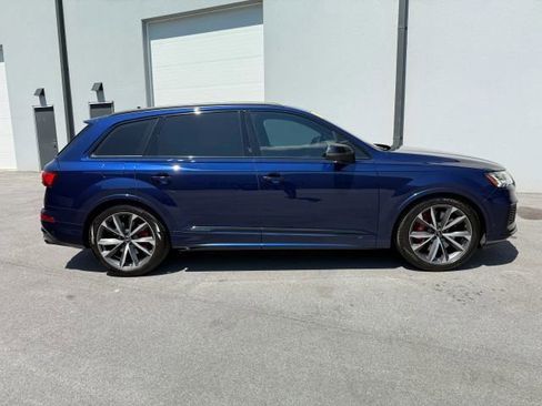 Used 2023 Audi SQ7 Prestige AWD/4WD image 9