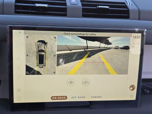 New 2025 Land Rover Defender 130 X-Dynamic SE image 24