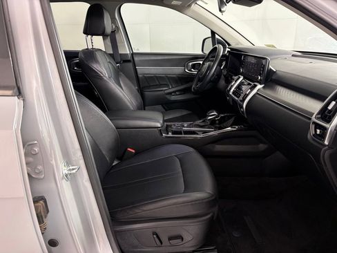 Used 2022 Kia Sorento SX image 46