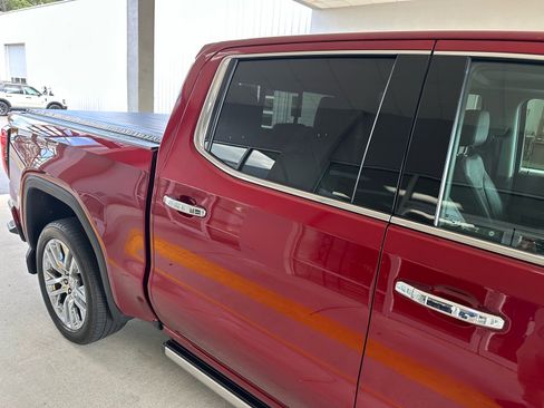 Used 2021 GMC Sierra 1500 Denali w/ Denali Ultimate Package image 15