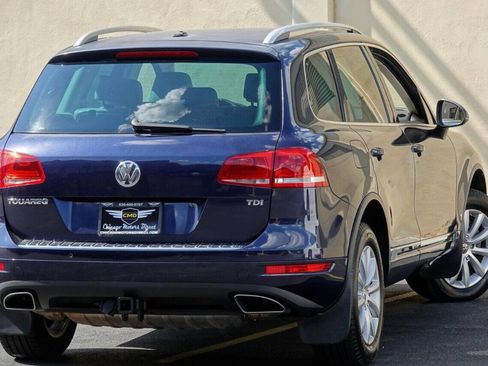 Used 2012 Volkswagen Touareg Sport AWD/4WD image 23