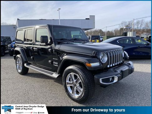 Certified 2022 Jeep Wrangler Unlimited Sahara w/ LED Lighting Group image 1