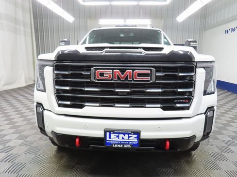 Used 2024 GMC Sierra 2500 AT4 w/ AT4 Preferred Package image 41