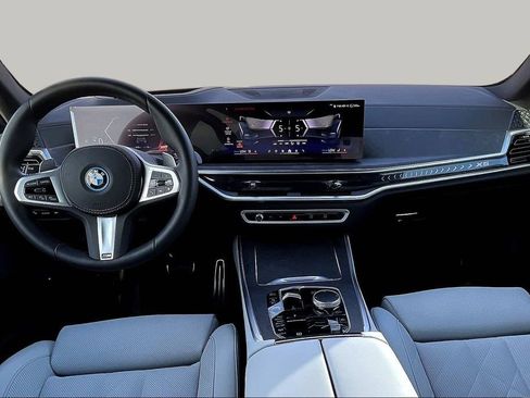 Used 2025 BMW X5 xDrive50e w/ M Sport Package AWD/4WD image 7