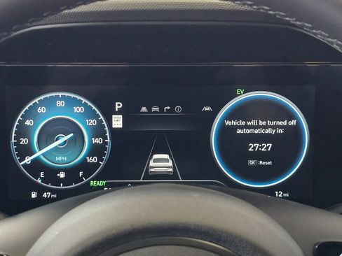 New 2025 Hyundai Elantra SEL image 18