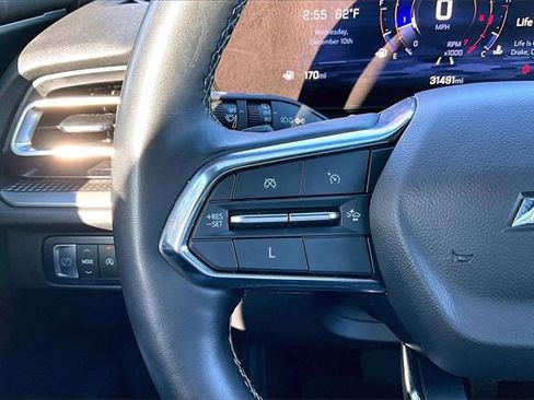 Used 2024 Chevrolet Traverse LT image 11