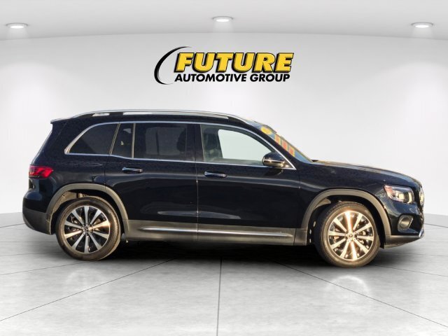 Used 2022 Mercedes-Benz GLB 250 4MATIC image 4