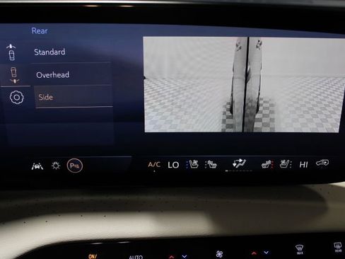 Used 2025 Buick Enclave Avenir w/ Super Cruise Package AWD/4WD image 55