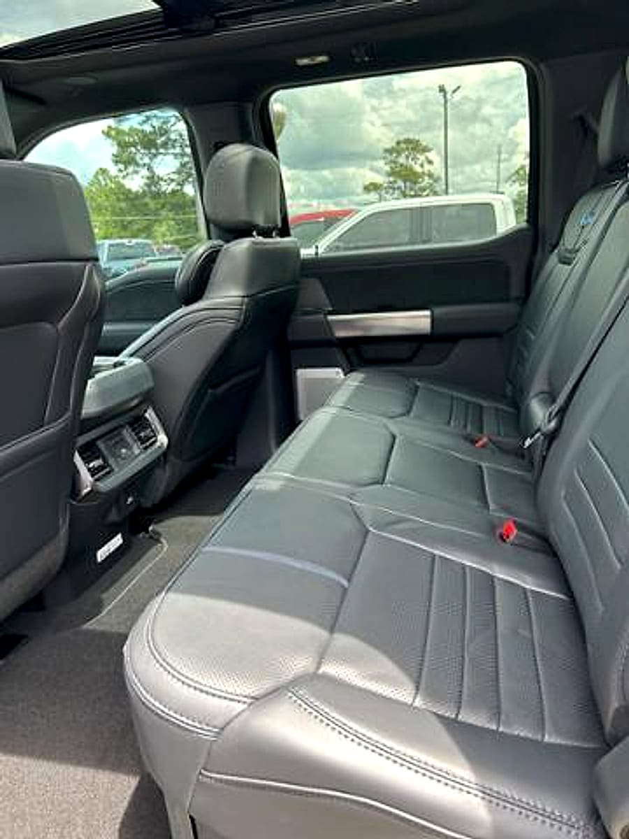 New 2025 Ford F250 Platinum AWD/4WD image 33