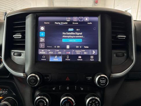 Used 2023 RAM 1500 Big Horn AWD/4WD image 6