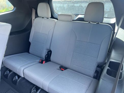 New 2026 GMC Acadia Elevation w/ LPO, Floor Liner Package image 15