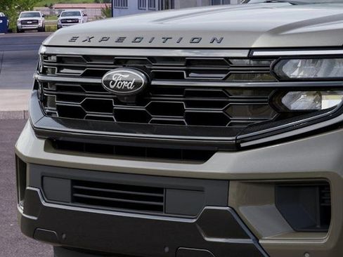 New 2027 Ford Expedition Max Platinum AWD/4WD image 17