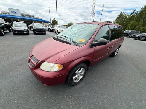 Used 2007 Dodge Grand Caravan SXT w/ Leather Interior Group FWD image 18