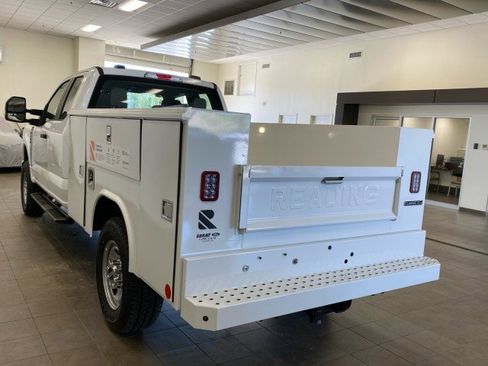 New 2025 Ford F350 XL w/ XL Chrome Package image 8