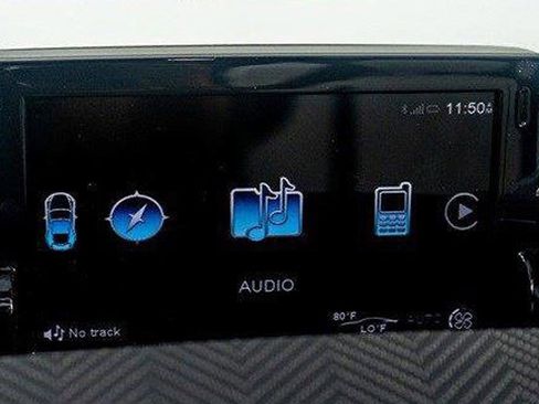 Used 2017 Aston Martin Vanquish S image 34