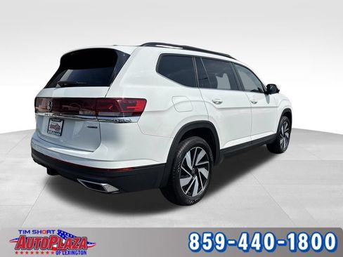 Used 2025 Volkswagen Atlas SE AWD/4WD image 10