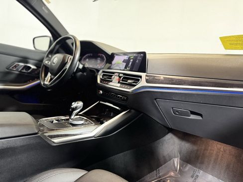 Used 2020 BMW 330i xDrive Sedan w/ Convenience Package image 13