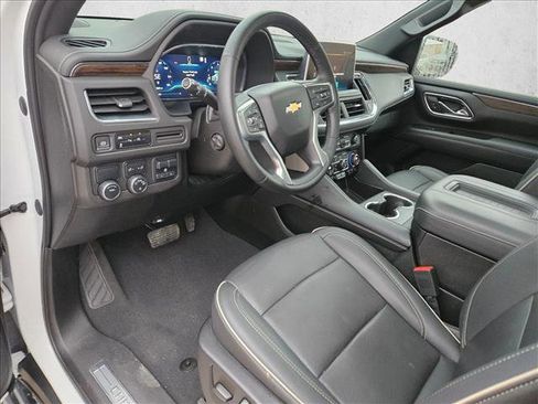 Used 2023 Chevrolet Suburban Premier w/ Max Trailering Package image 16