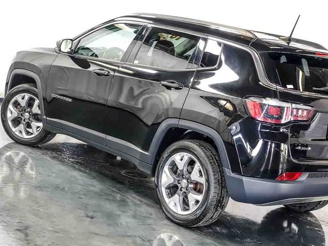 Used 2018 Jeep Compass Limited AWD/4WD image 11