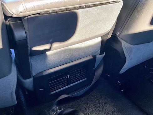 Used 2020 RAM 1500 Tradesman w/ Chrome Appearance Group image 11