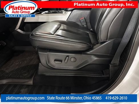 Used 2020 Ford F350 Lariat w/ Chrome Package AWD/4WD image 12
