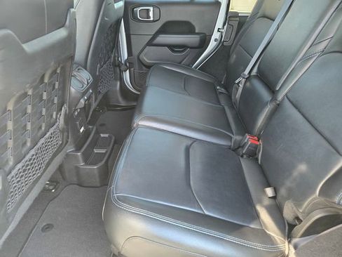 Used 2023 Jeep Wrangler Unlimited Rubicon 4xe w/ Steel Bumper Group image 14