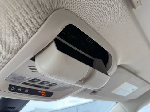 Used 2023 Buick Enclave Avenir w/ Avenir Technology Package AWD/4WD image 56