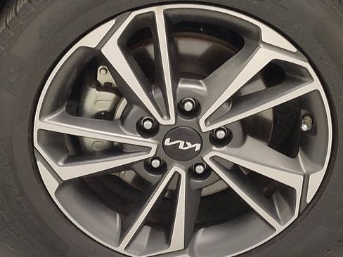 Used 2023 Kia Forte LXS FWD image 31
