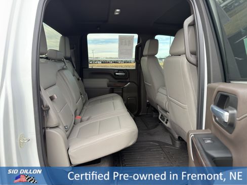 Certified 2023 GMC Sierra 3500 SLT image 18