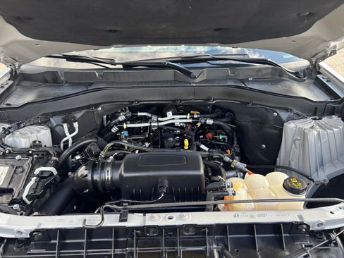 Used 2023 Ford Explorer XLT w/ Equipment Group 202A image 34