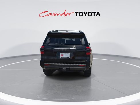 Certified 2025 Toyota 4Runner TRD Off-Road AWD/4WD image 7