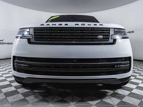 Used 2023 Land Rover Range Rover Long Wheelbase SE image 5