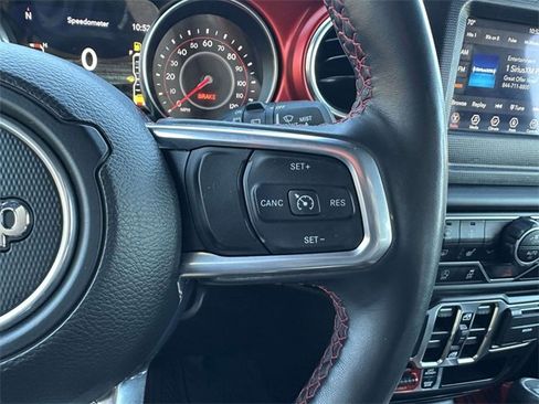 Used 2021 Jeep Wrangler Unlimited Rubicon w/ Cold Weather Group image 15