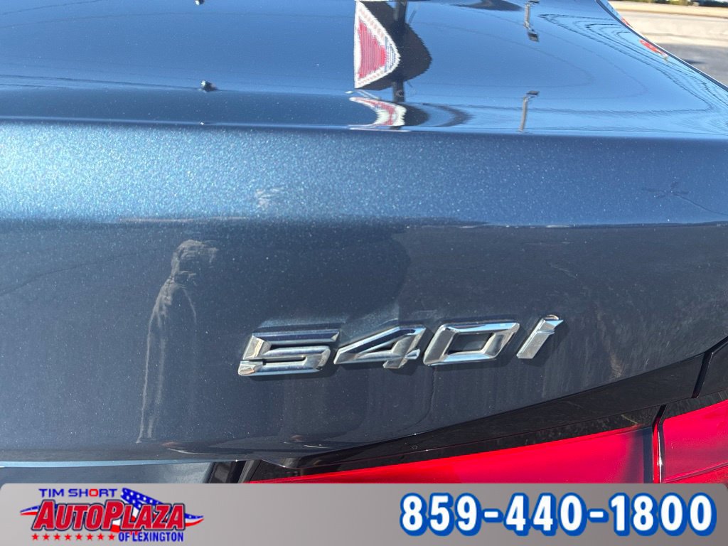 Used 2023 BMW 540i xDrive AWD/4WD image 7