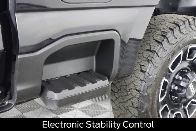 Used 2024 Ford F250 Platinum w/ FX4 Off-Road Package AWD/4WD image 24