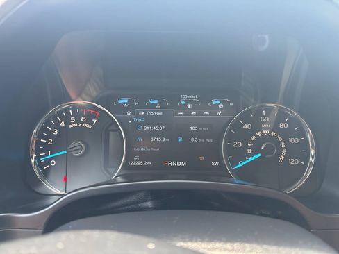 Used 2019 Ford F150 Lariat w/ Equipment Group 502A Luxury AWD/4WD image 22