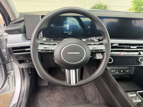 Used 2025 Hyundai Sonata SEL image 30