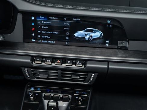 Certified 2025 Porsche 911 Carrera GTS image 29